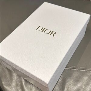 Dior logo shoe box